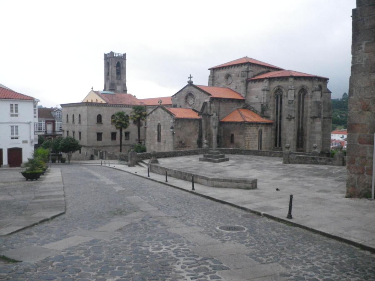 Mirador De La Muralla Betanzos Exterior foto